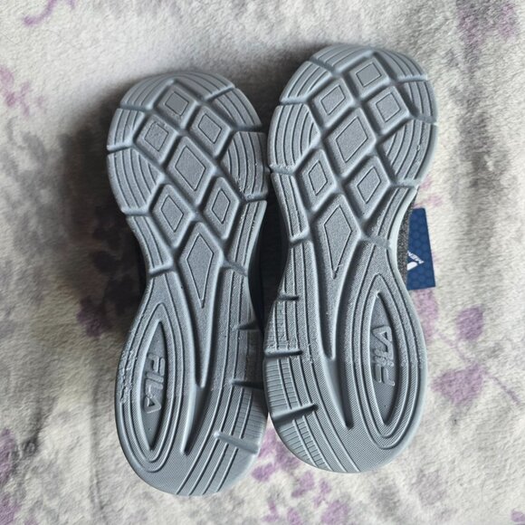 Fila Men's Running Slip On Gray Athletic Sneakers - Memory Skyway Size 8 - Picture 5 of 9